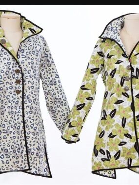 Reversible Water Resistant Packable Lightweight Jacket Small/Medium